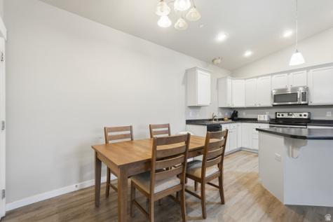 282 W 605 N Centerville UT 84014