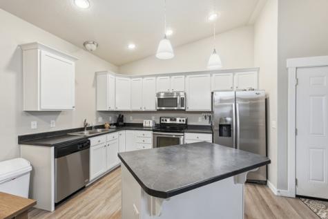 282 W 605 N Centerville UT 84014