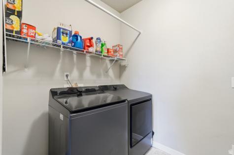 282 W 605 N Centerville UT 84014
