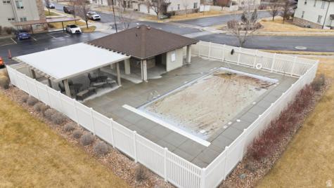 282 W 605 N Centerville UT 84014