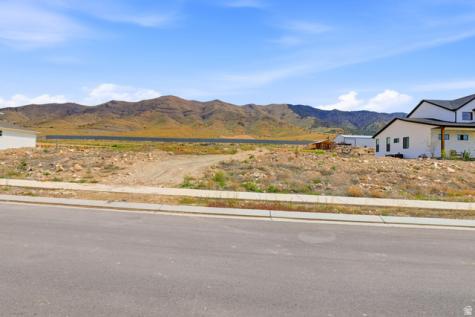 2930 N Jojo Road W Eagle Mountain UT 84005
