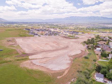 1124 E 200 N Hyde Park UT 84318