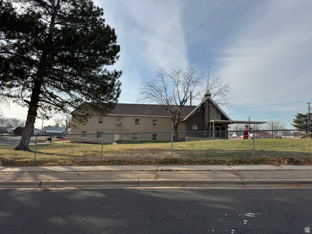 564 S 800 E Clearfield UT 84015
