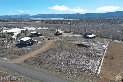 187 W Bryce Gate Circle Hatch UT 84735