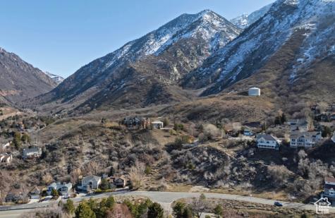 7541 S Prospector Drive E Cottonwood Heights UT 84093