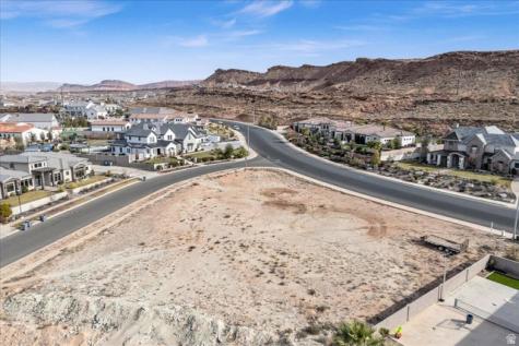 2482 E 3995 S St. George UT 84790
