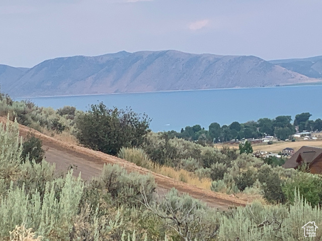 2415 S Valley View Drive Garden City UT 84028