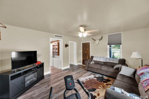 1632 S Main Street Springville UT 84663
