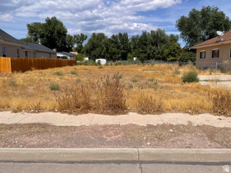 227 E 300 N Richfield UT 84701