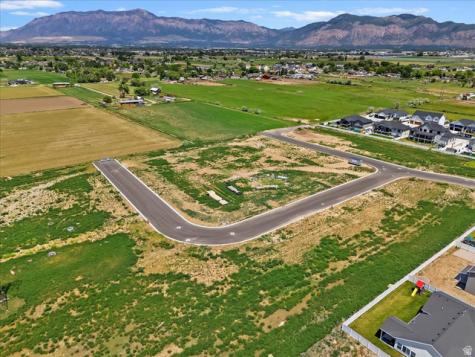 3159 S 3300 W West Haven UT 84401