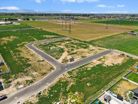 3159 S 3300 W West Haven UT 84401