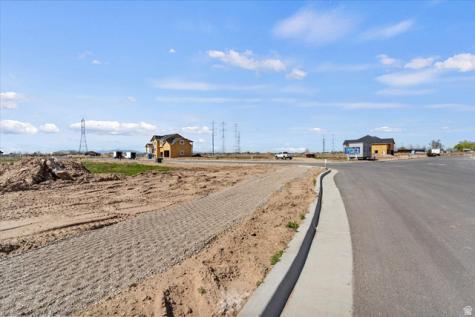 3159 S 3300 W West Haven UT 84401