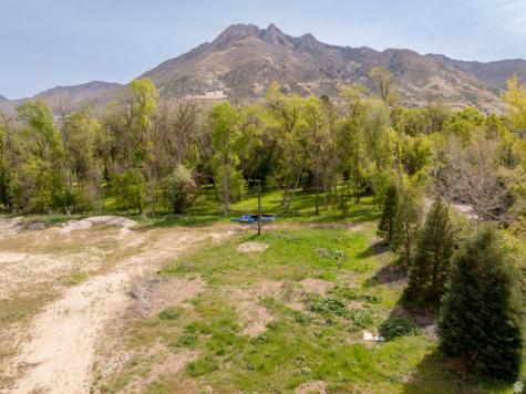 2323 E Walker Lane Holladay UT 84117