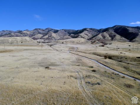 1110 E 100 S Hyde Park UT 84318