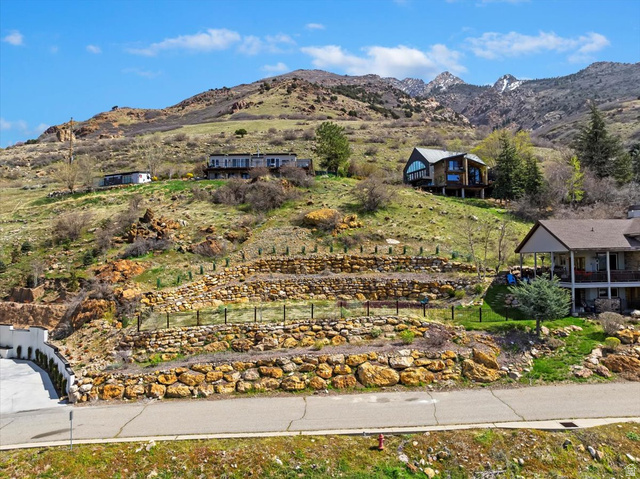 3088 E Silver Hawk Drive S Holladay UT 84121