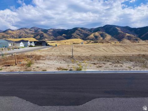 16 S 1000 E Hyde Park UT 84318
