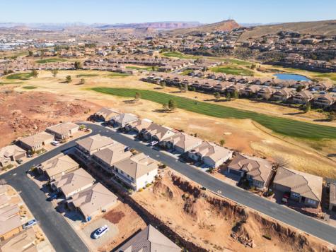 2261 S Tonaquint Drive St. George UT 84770
