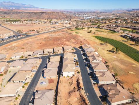 2261 S Tonaquint Drive St. George UT 84770