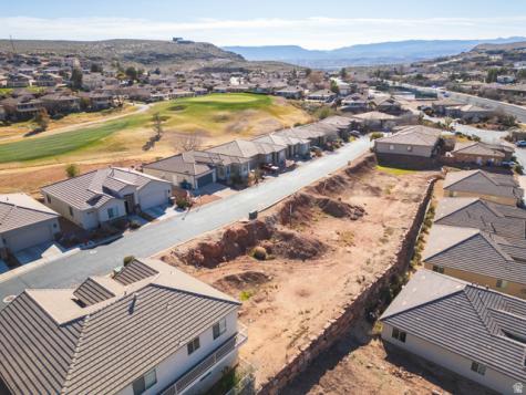 2261 S Tonaquint Drive St. George UT 84770