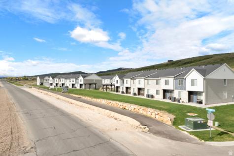 475 N Paradise Parkway Drive Garden City UT 84028