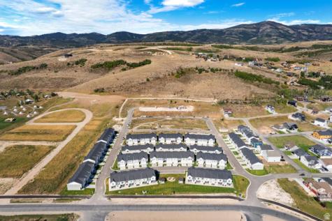 475 N Paradise Parkway Drive Garden City UT 84028