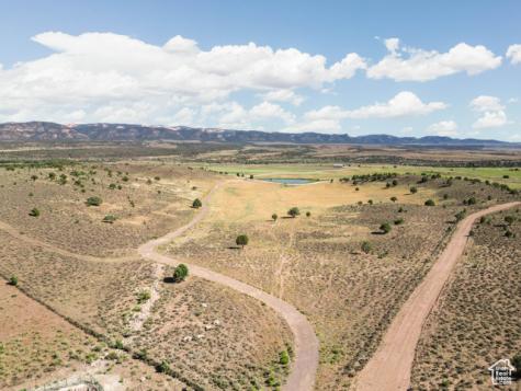 1010 W Grandview Drive Hatch UT 84735