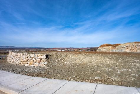993 E Tomahawk Drive Washington UT 84780