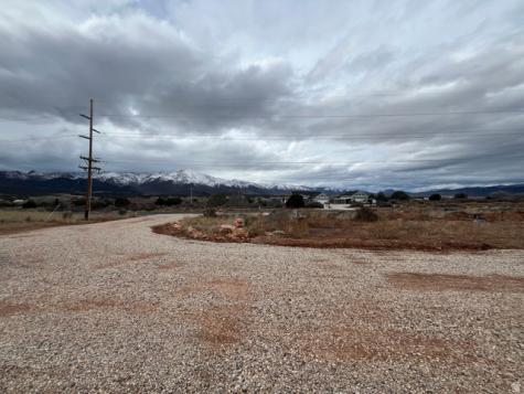 1913 S Badger Way New Harmony UT 84757