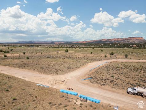 2047 E Elk Run Circle Hatch UT 84735