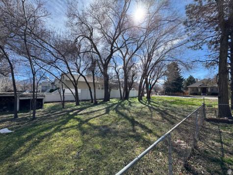 489 E 7800 S Sandy UT 84047