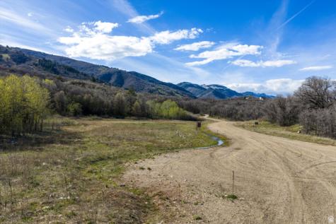 4173 E 2050 N Eden UT 84310