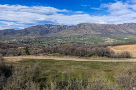 4173 E 2050 N Eden UT 84310