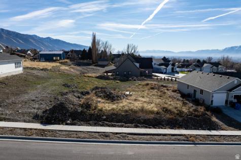 830 E 410 N Hyde Park UT 84318