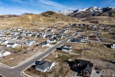 830 E 410 N Hyde Park UT 84318