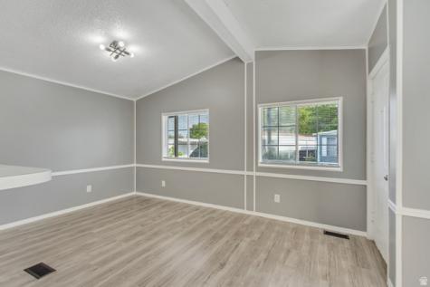 1109 W Barberry Drive Taylorsville UT 84123