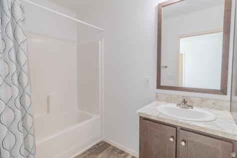 3980 S 1950 W Roy UT 84067