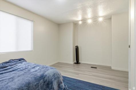 244 E Crescent Parkway S Sandy UT 84070