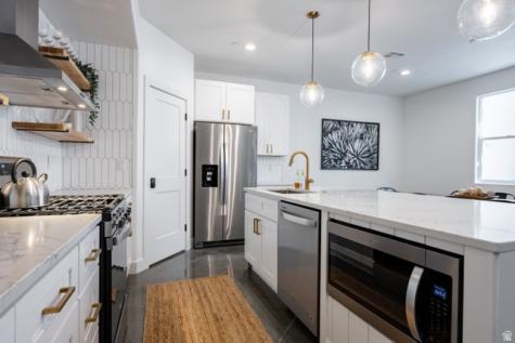 4234 W Cambridge Parkway Hurricane UT 84737