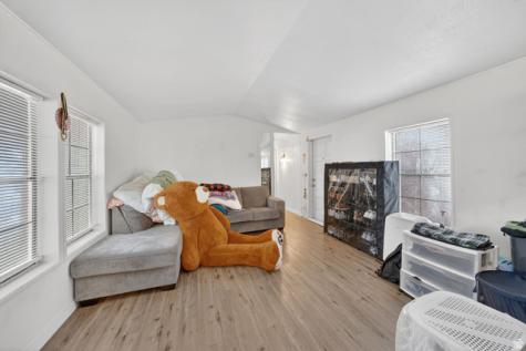 262 E Hidden View Drive Sandy UT 84070