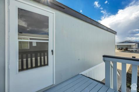1618 N 210 E Tooele UT 84074