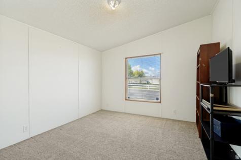 1716 N 150 E Tooele UT 84074