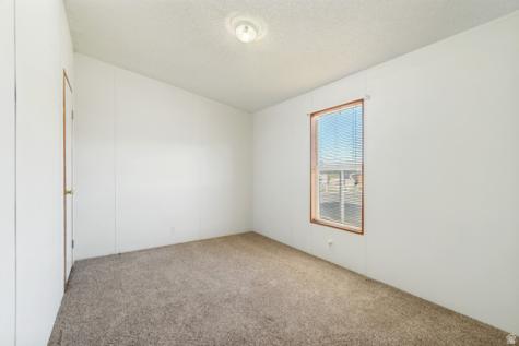 1716 N 150 E Tooele UT 84074