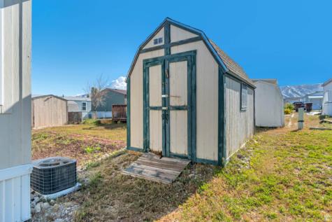 1716 N 150 E Tooele UT 84074