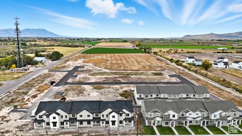 44 E 1225 S Tremonton UT 84337