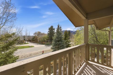 1115 N 455 W Midway UT 84049