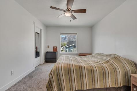 263 E 1825 N North Ogden UT 84414