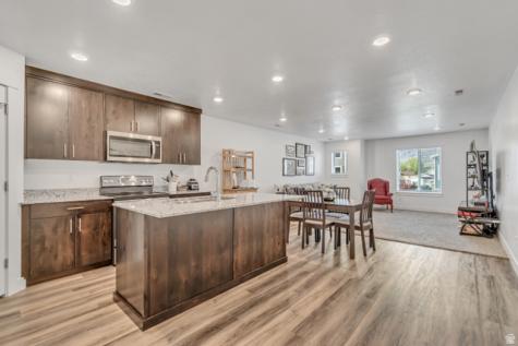 263 E 1825 N North Ogden UT 84414