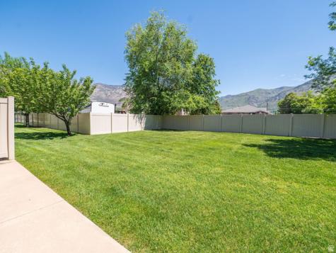 359 E 2275 N North Ogden UT 84414
