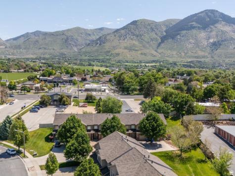 359 E 2275 N North Ogden UT 84414