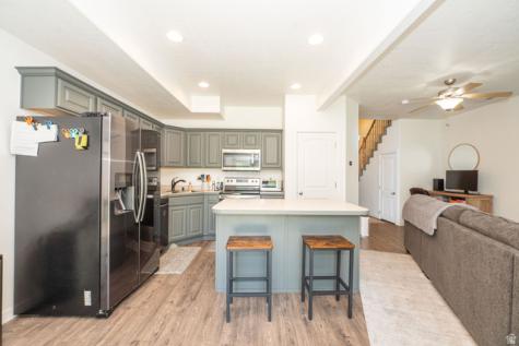 359 E 2275 N North Ogden UT 84414